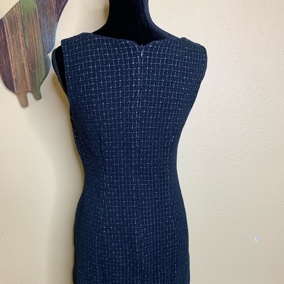 Ann Taylor Black V-Neck Sheath Dress - Picture 5 of 7